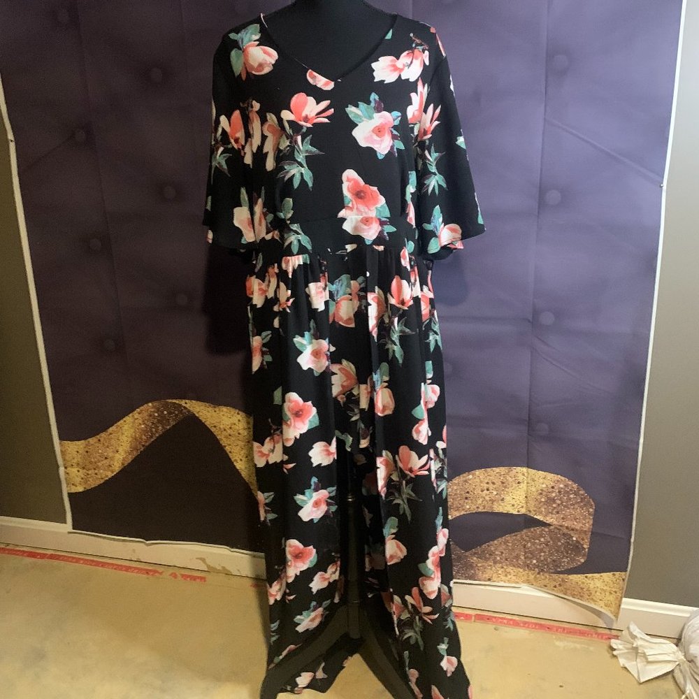 Floral Short Jumper Overlay